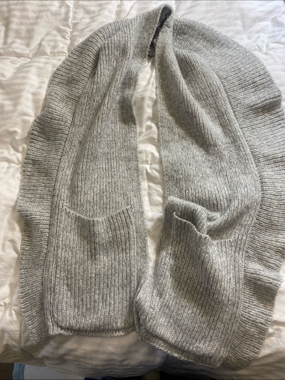 Vince Camuto Soft Ribbed Grey Scarf with Pockets